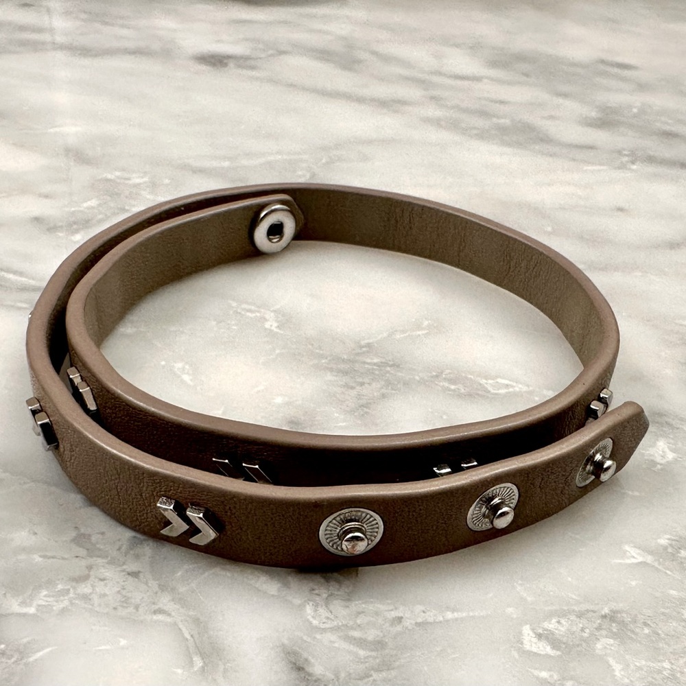 Stella & Dot wrap bracelet w/ snap closure